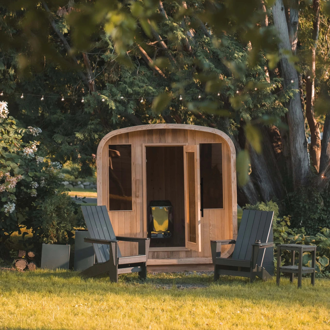 Aleko Arnica Rustic Cedar Square Sauna – 6 Person